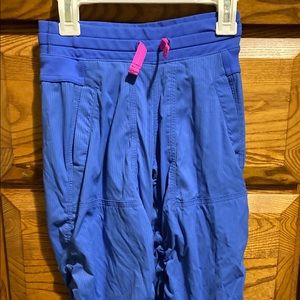 Great shape lined ivivva girls pants. Size 7